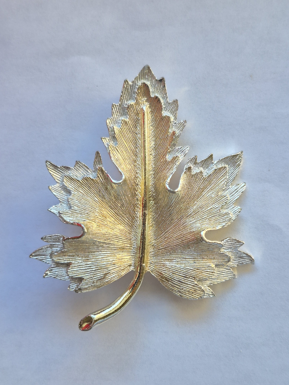 Vintage Sarah Coventry Maple Leaf Brooch